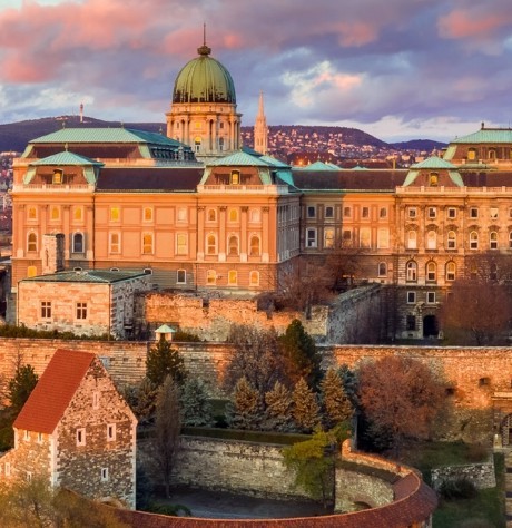 ハンガリー・ブダペスト Budapest Metropolitan UniversityでMETU サマースクール 2025 （英語コミュニケーション）プログラムが開催されます。